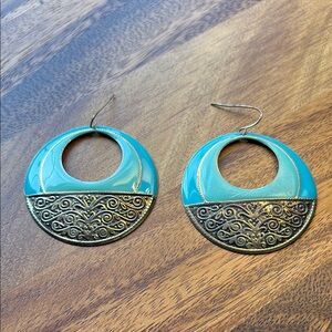 Turquoise and Gold Filigree Earrings